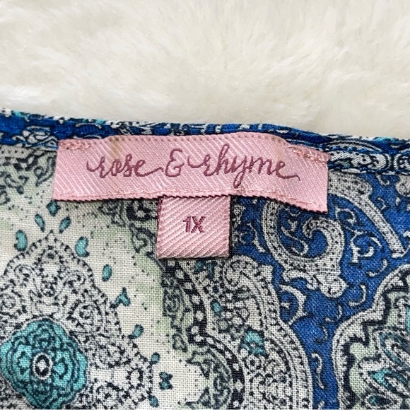 Rose & Rhyme Printed Blouse - Picture 6 of 11